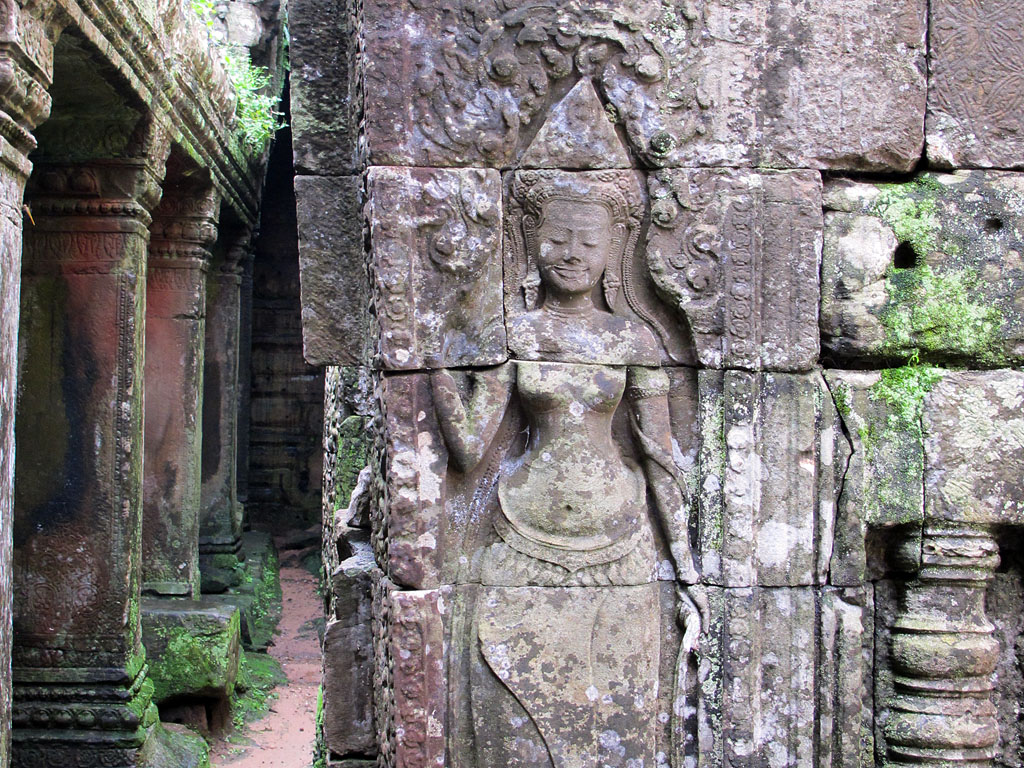 111020_IMG_2878.jpg - Angkor, Siem Reap, CAMBODIA - October 2011