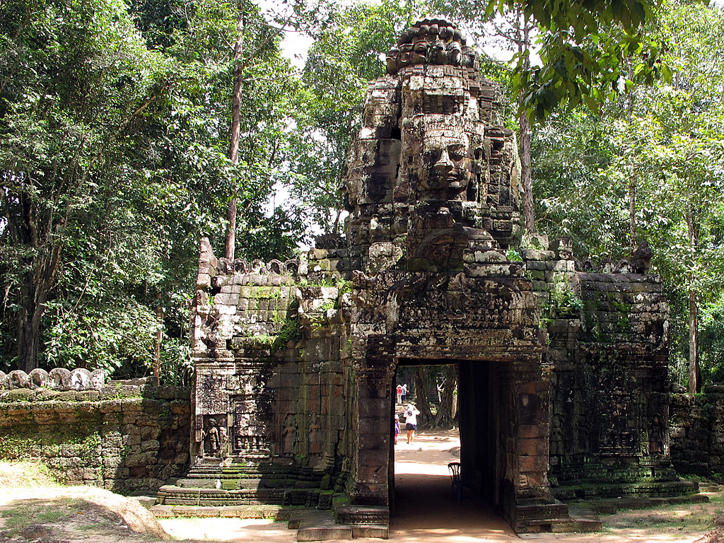 111022_IMG_3034-1.jpg - Angkor, Siem Reap, CAMBODIA - October 2011