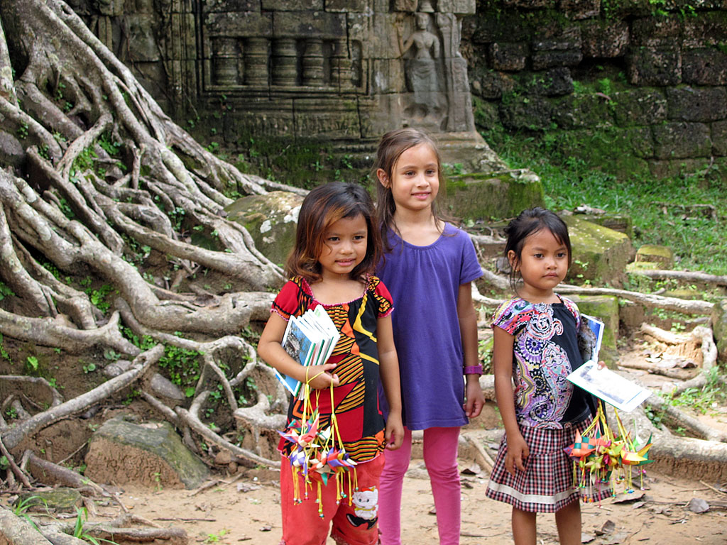 111022_IMG_3058.jpg - Angkor, Siem Reap, CAMBODIA - October 2011
