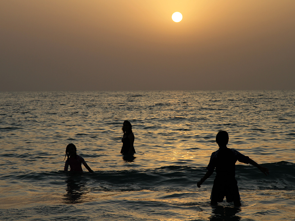 110714_IMG_4411.jpg - Jumierah Beach - July 2011