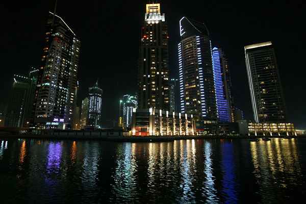 081026_marina_reflection.jpg - Marina - Dubai - UAE - October 2008