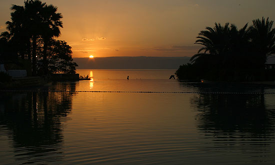 dead_sea_sunset.jpg - Dead Sea - Jordan - November 2005