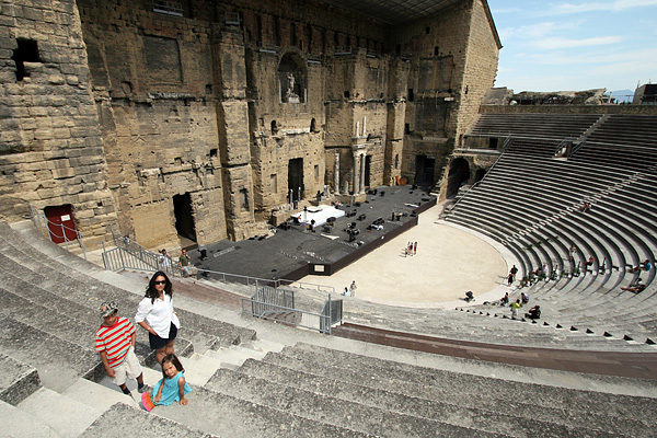 080831_roman_theatre_orange.jpg - Theatre Antique - Orange - France - August 2008