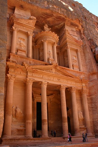 Treasury.jpg - The Treasury - Petra - Jordan - November 2005